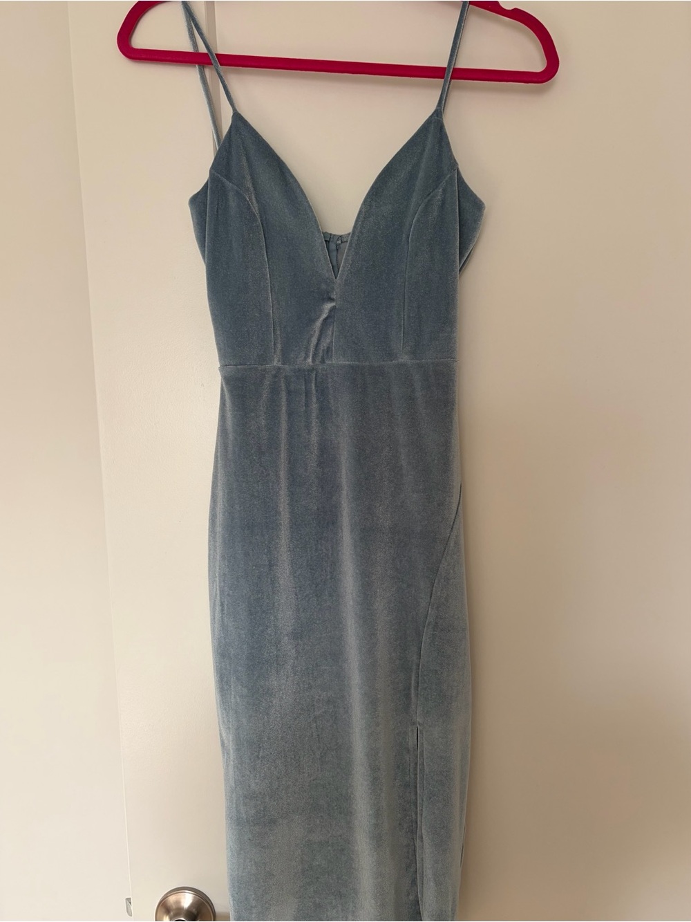 Windsor Velvet Spaghetti Strap Midi Dress